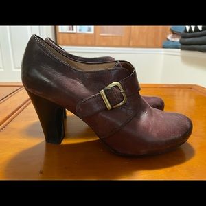 Miz Mooz burgundy booties
